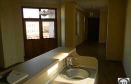 3 camere, 116 mp, finisat, zona centrala