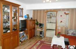 4 camere, 140 mp in imobil tip casa cu 50 mp terasa, 2 parcari