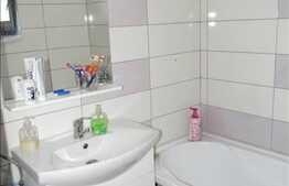 4 camere, 140 mp in imobil tip casa cu 50 mp terasa, 2 parcari