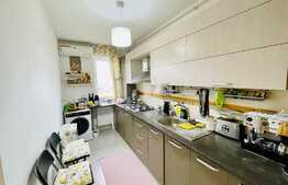 Apartament de 3 camere, 60 mp, zona Stadionului!