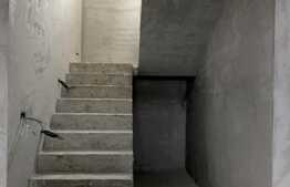 Cauti o casa cu personalitate, suprafete generoase de peste 230 mp si 600 mp teren?