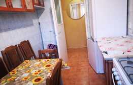 Apartament de 2 camere, însorit, semidecomandat, zona Făget