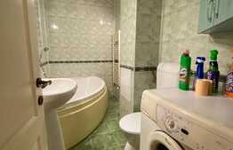 Apartament cu 3 camere, 80 mp, semidecomandat, zona strazii Mircea Eliade