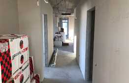 Exclusivitate! Penthouse la poalele padurii, 5 camere, 125 mp, terase 170 mp, 2 parcari subterane, priveliste, Subcetate!