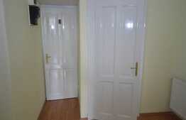 De vanzare apartament cu 3 camere, 86 mp, zona centrala