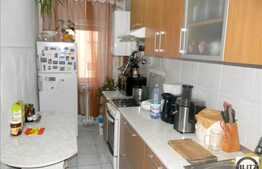 Zona Billa, vanzare 2 camere decomandate, 49 mp. Boxa si loc de parcare incluse!