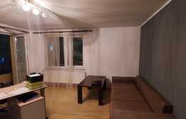 Apartament de 2 camere, balcon, zona Urusagului!