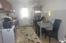 4 camere, decomandat, 80 mp, zona strazii Campului