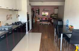 Apartament 2 camere, 59 mp utili, parcare, zona Florilor
