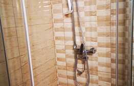 Investiție! Apartament de 2 camere, mobilat și utilat, decomandat, cartier Zamora, Bușteni