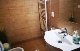 Investiție! Apartament de 2 camere, mobilat și utilat, decomandat, cartier Zamora, Bușteni