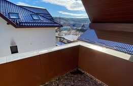 Apartament de inchiriat cu 3 camere, 70 mp, parcare, Apahida