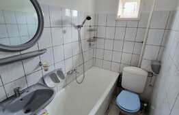 Garsoniera la etaj intermediar, zona Lombului