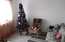 Apartament decomandat cu 3 camere , 2 bai,  zona strazii Eroilor