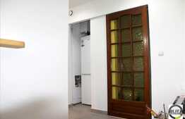 Vanzare apartament 3 camere, 70 mp utili, zona Traian