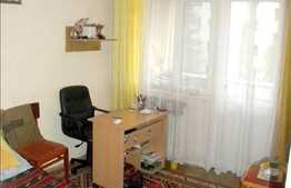 2 camere decomandate de vanzare, zona strazii Parang. Boxa si loc parcare!