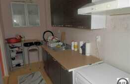 Apartament decomandat cu 1 camera, 36 mp, balcon! Zona strazii Eroilor!