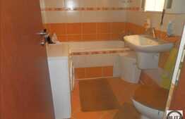 Apartament decomandat cu 1 camera, 36 mp, balcon! Zona strazii Eroilor!