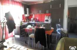 Apartament cu 3 camere, 60 mp utili, zona Florilor! Etaj intermediar!