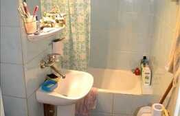 Apartament 4 camere de vanzare, 63 mp utili, zona Mehedinti, cu parcare