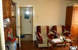 Apartament 4 camere de vanzare, 63 mp utili, zona Mehedinti, cu parcare