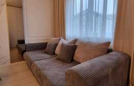 Apartament cu finisaje de lux, 2 camere, etaj intermediar, bloc cu lift, parcare! Zona VIVO!