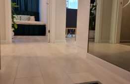 Apartament cu finisaje de lux, 2 camere, etaj intermediar, bloc cu lift, parcare! Zona VIVO!