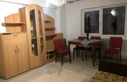Apartament de 4 camere, decomandat, etaj intermediar, doua bai, Manastur