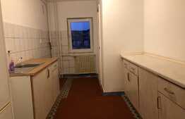 Apartament de 4 camere, decomandat, etaj intermediar, doua bai, Manastur