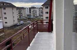 Apartament cu 2 camere ultra lux, 61 mp, intermediar,  zona Cetatii.