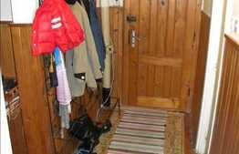 Vanzare 3 camere decomandate, 68 mp, zona Campului. Boxa si garaj de tabla!