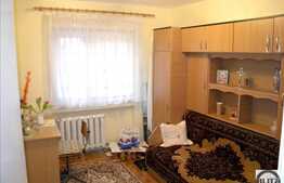 Vanzare 3 camere decomandate, 68 mp, zona Campului. Boxa si garaj de tabla!