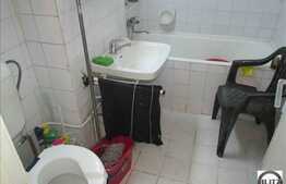 4 camere, 78 mp, boxa, parcare, etaj intermediar, zona Grigore Alexandrescu