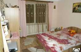 Vanzare 2 camere, 54 mp utili, decomandat,  zona sensului giratoriu