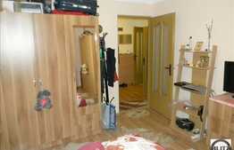 Vanzare 2 camere, 54 mp utili, decomandat,  zona sensului giratoriu