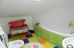 Vanzare 4 camere, 130 mp, scara interioara in zona Iulius Mall