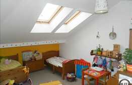 Vanzare 4 camere, 130 mp, scara interioara in zona Iulius Mall