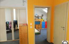 Vanzare 4 camere, 130 mp, scara interioara in zona Iulius Mall