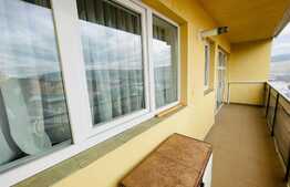 Apartament de 2 camere, etaj intermediar, finisat, zona Petrom