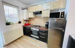 Apartament de 2 camere, etaj intermediar, finisat, zona Petrom