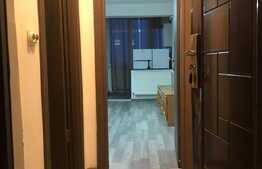 Garsonieră de 30 mp, luminoasă, centrală proprie, etaj intermediar, cartier Noua