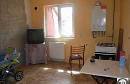 Apartament 1 camera, 40 mp, decomandat! Zona strazii Eroilor!