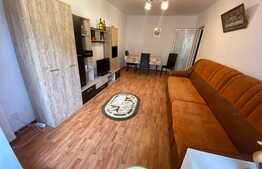 Apartament de 3 camere, decomandat, 70 mp, zona Racadau