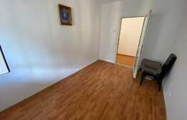Apartament de 3 camere, decomandat, 70 mp, zona Racadau