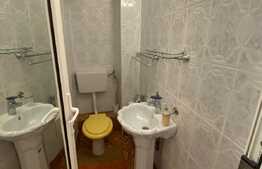 Apartament de 3 camere, decomandat, 70 mp, zona Racadau
