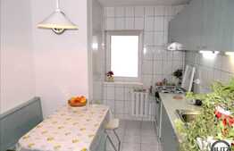 3 camere de vanzare, 61.15 mp utili, zona Fantanele, cu boxa si parcare