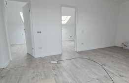 Apartament semidecomandat cu 3 camere, finisaje noi, zona Teilor