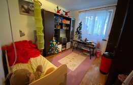 Apartament de 3 camere, 68 mp, circular, zona Astra 