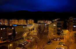 Apartament de 2 camere, decomandat, 49 mp, zona Racadau 