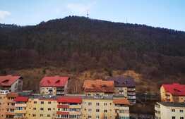 Apartament de 2 camere, decomandat, cu priveliște, 2 locuri parcare, Răcădău